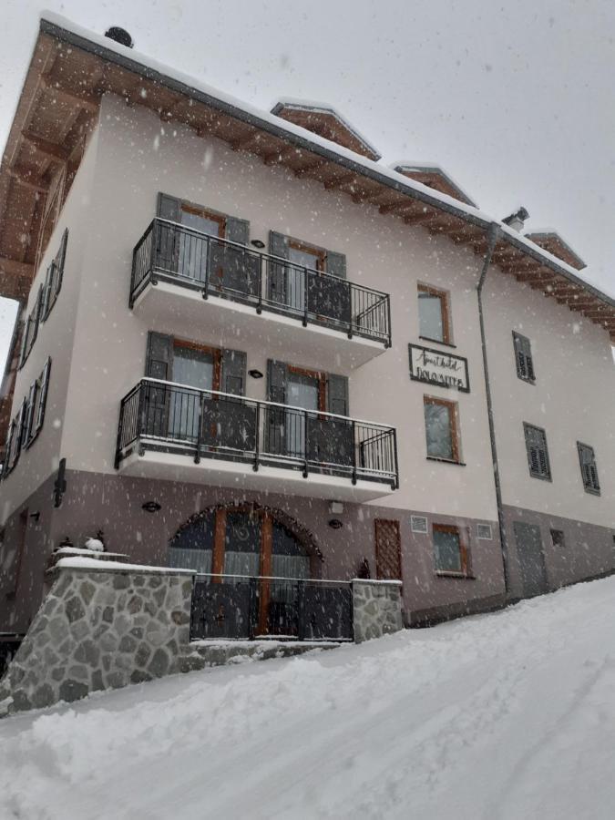 Aparthotel Dolomites Living&Relax Commezzadura Dış mekan fotoğraf
