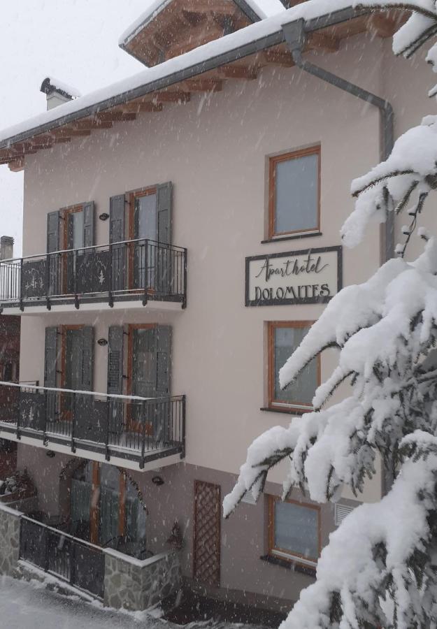 Aparthotel Dolomites Living&Relax Commezzadura Dış mekan fotoğraf