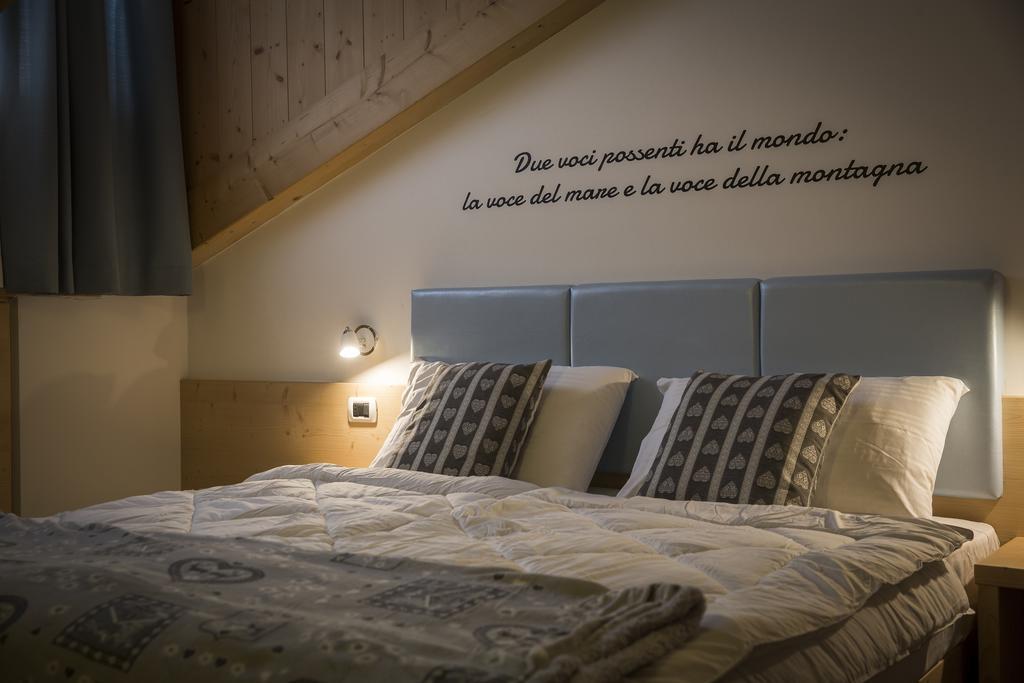 Aparthotel Dolomites Living&Relax Commezzadura Dış mekan fotoğraf
