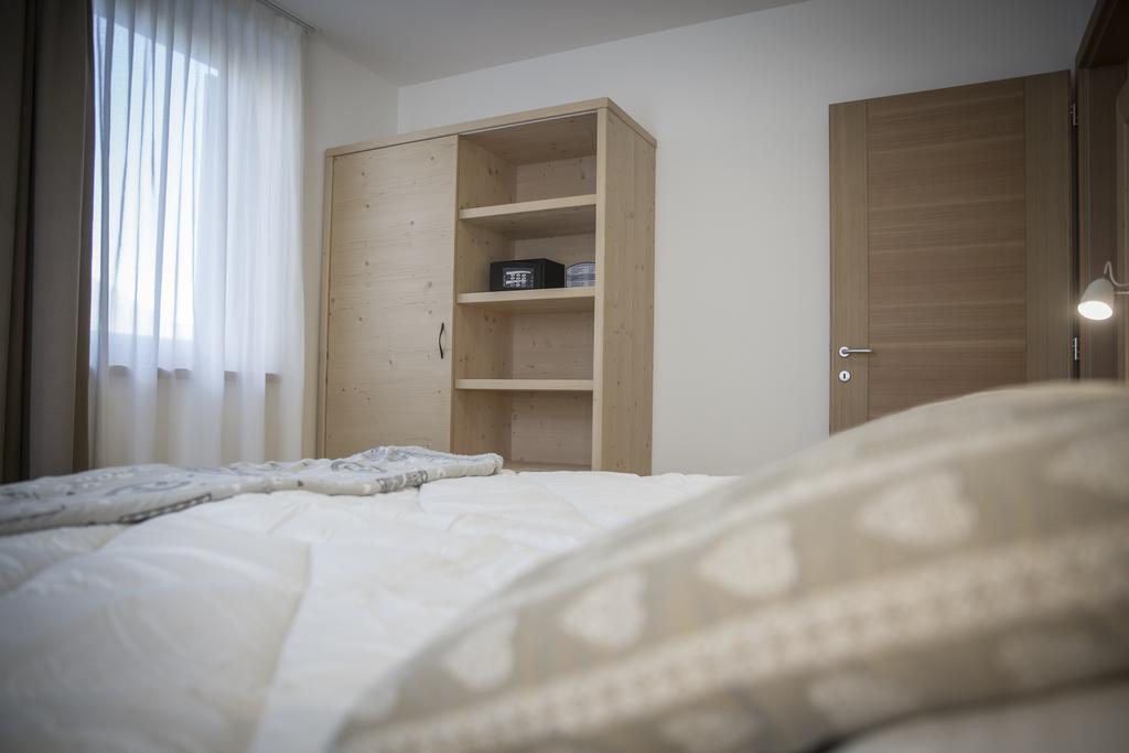 Aparthotel Dolomites Living&Relax Commezzadura Dış mekan fotoğraf
