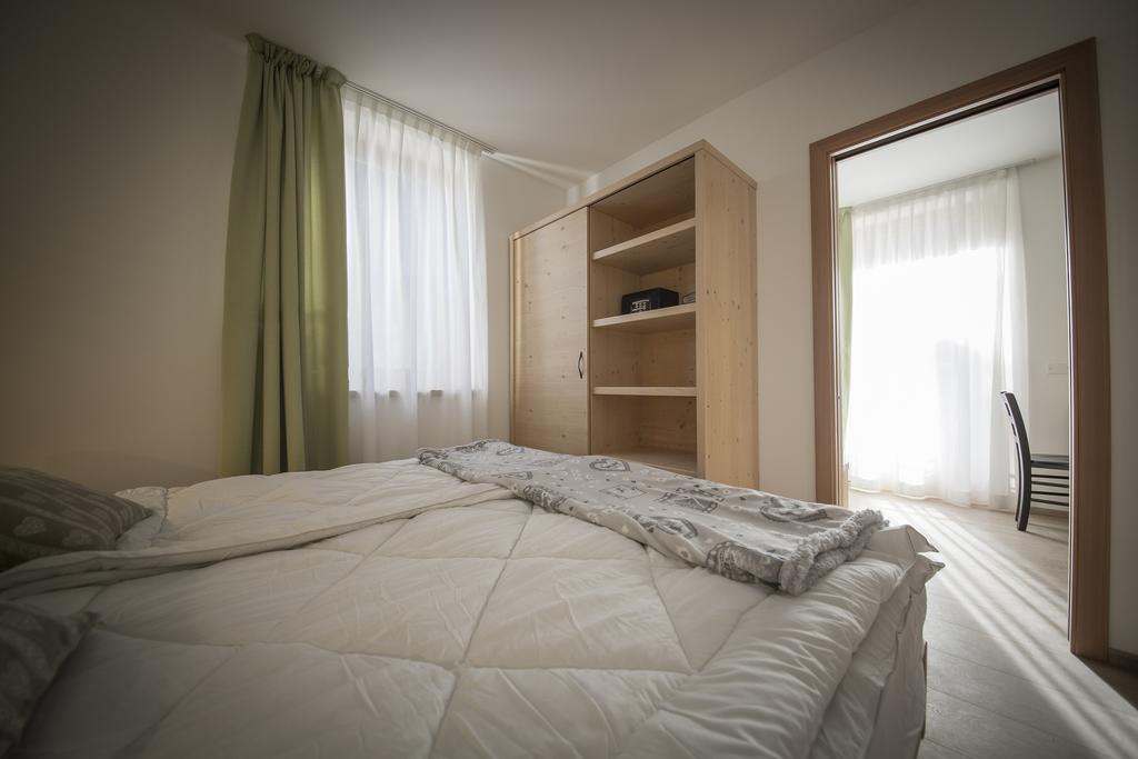 Aparthotel Dolomites Living&Relax Commezzadura Dış mekan fotoğraf