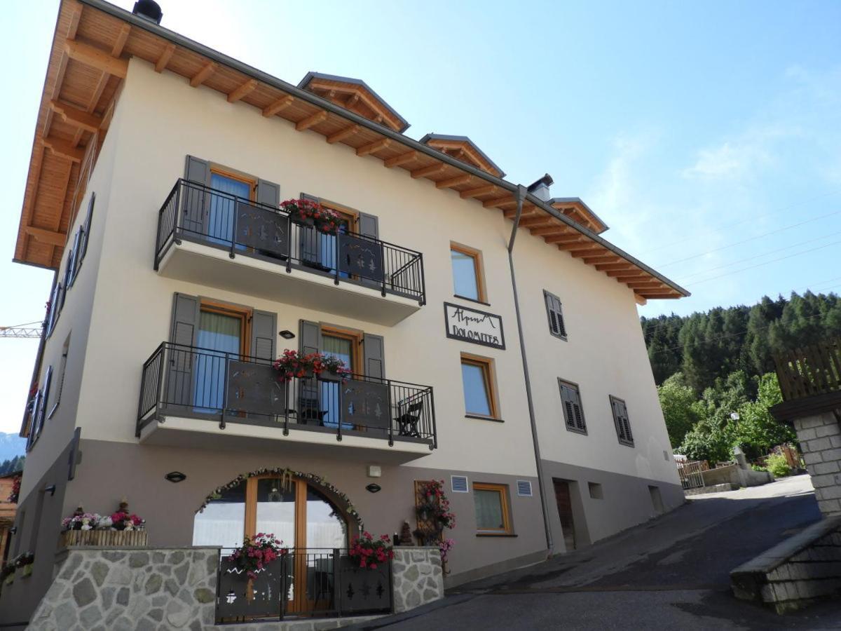 Aparthotel Dolomites Living&Relax Commezzadura Dış mekan fotoğraf